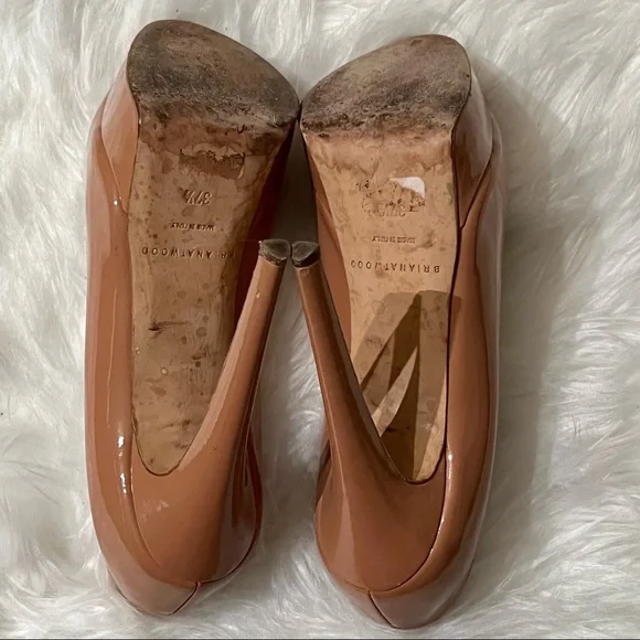 Brian Atwood Tan Heels - Peep toe Pump 7.5 - Picture 7 of 9